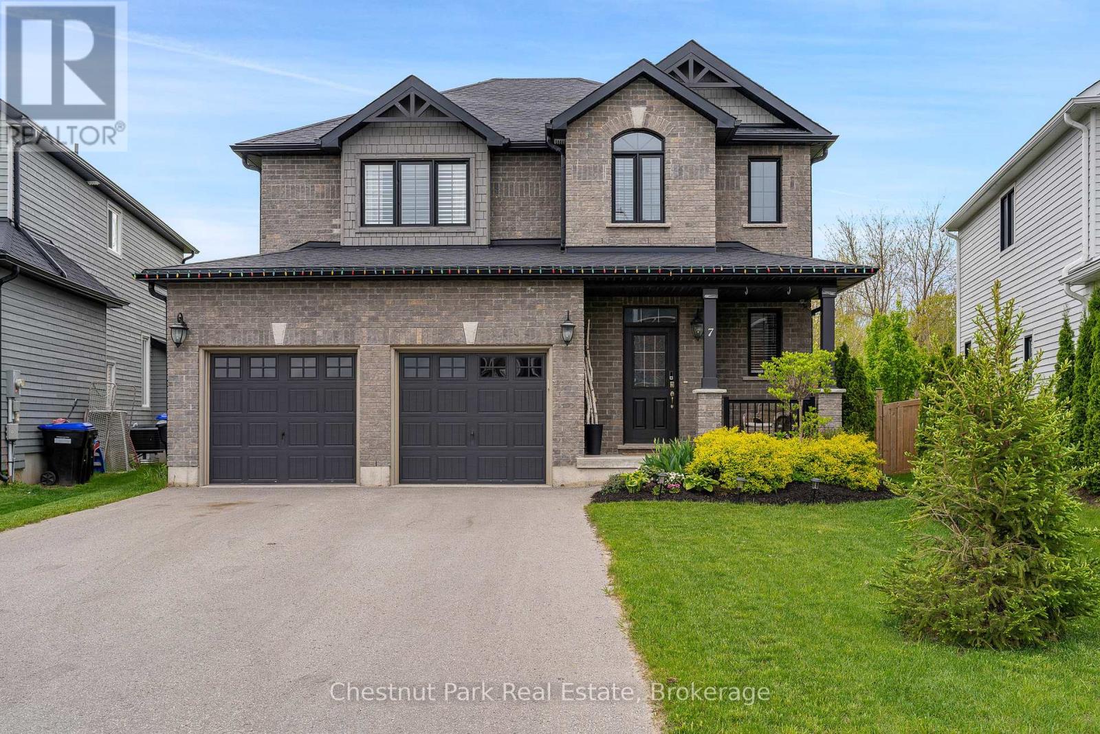 7 Gilpin Cres, Collingwood, ON L9Y 0Z2