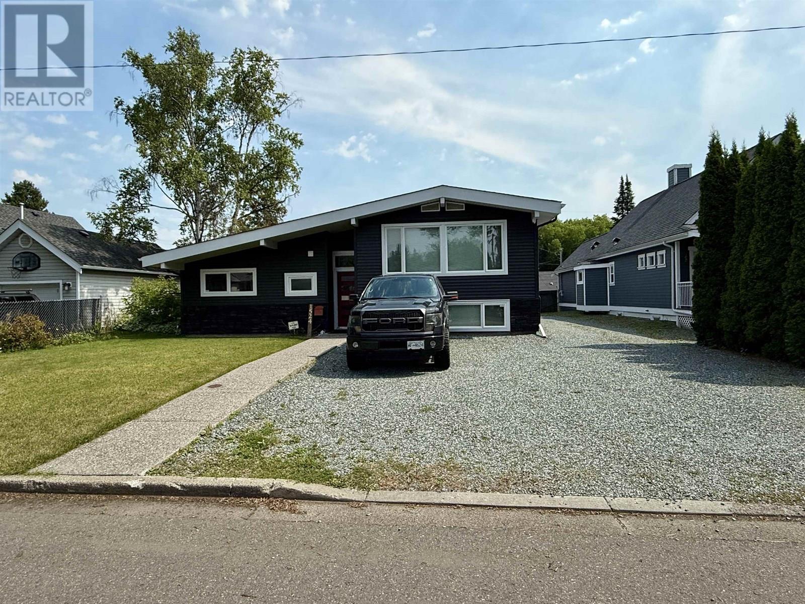 1524 Fir St, Prince George, BC V2L 1E4
