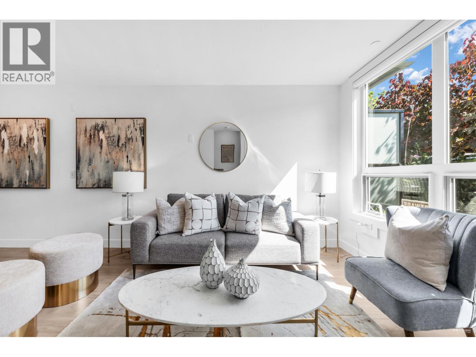 7881 French St, Vancouver, BC V6P 4V8