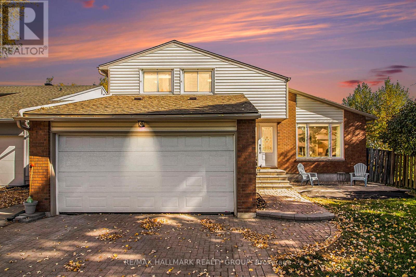 1118 Chateau Cres, Ottawa, ON K1C 2E1