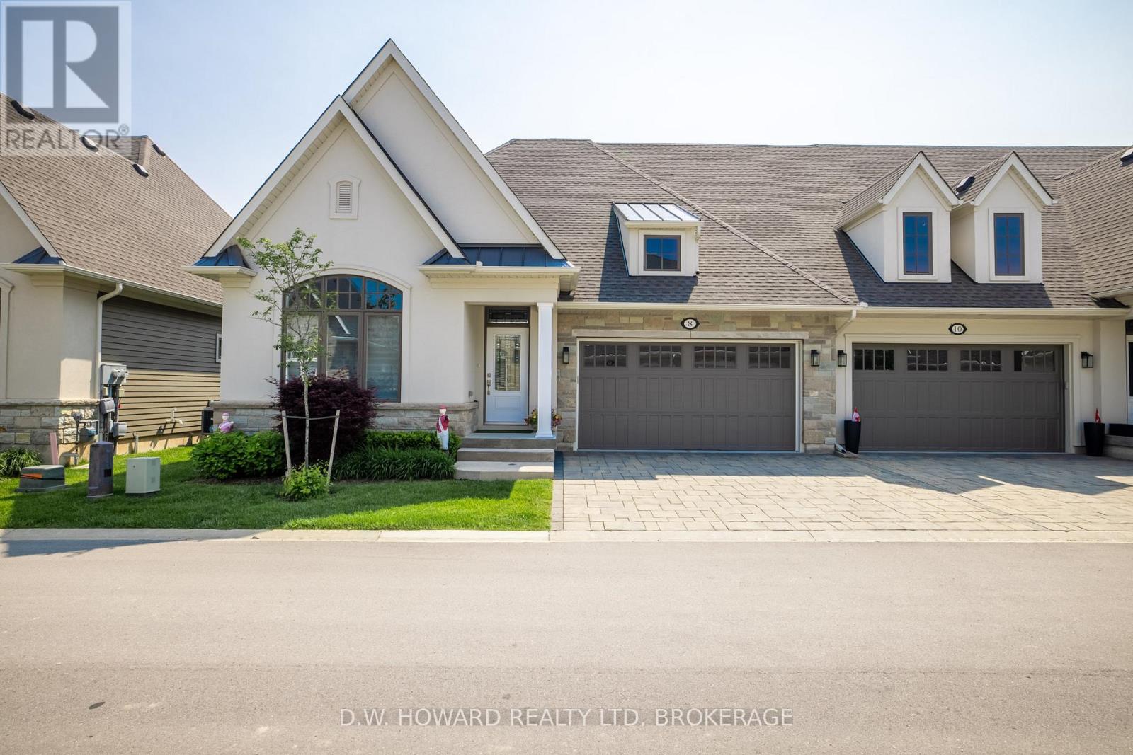 8 Sassafras Row, Fort Erie, ON L0S 1N0