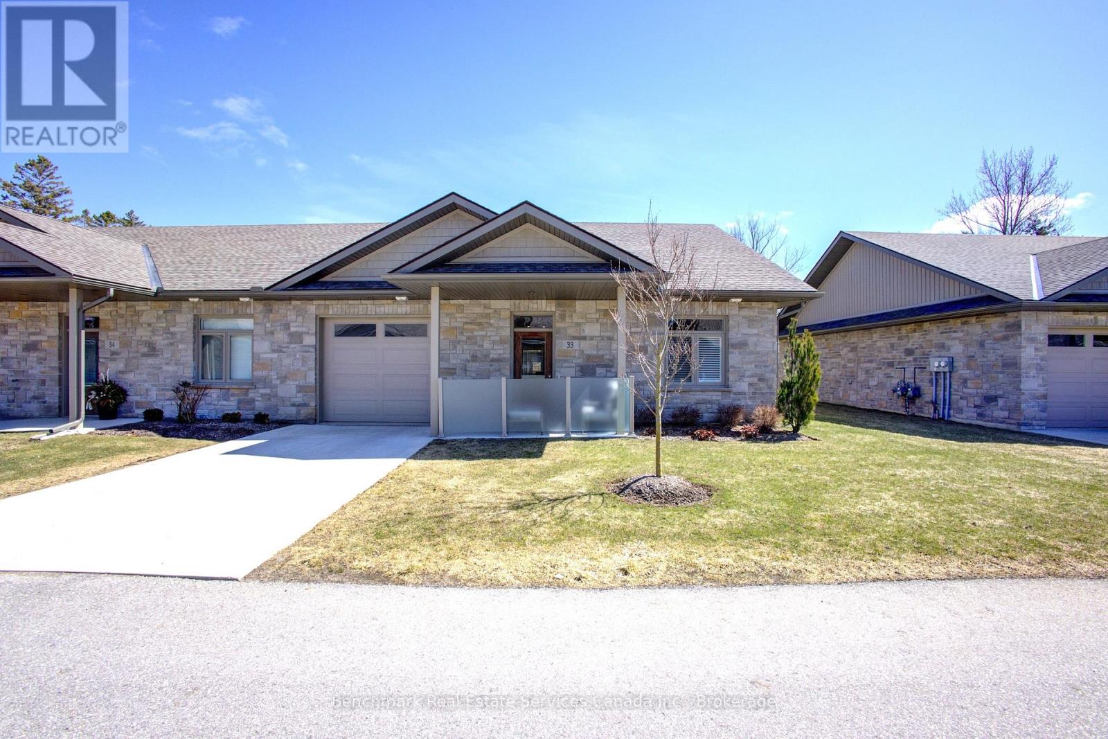 33 375 Mitchell Rd S, North Perth Listowel, ON N4W 0H4