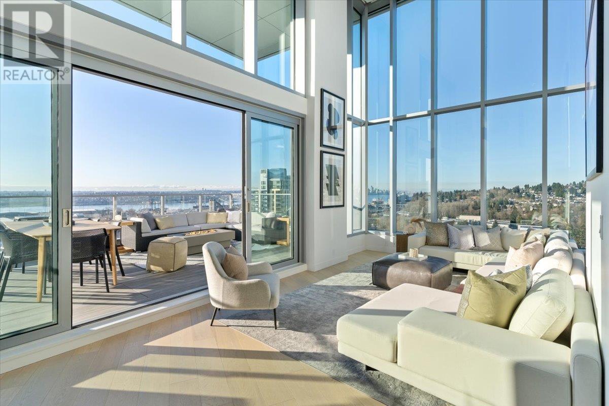 1500 Fern Street Unit 2405, North Vancouver, BC V7J 0E6