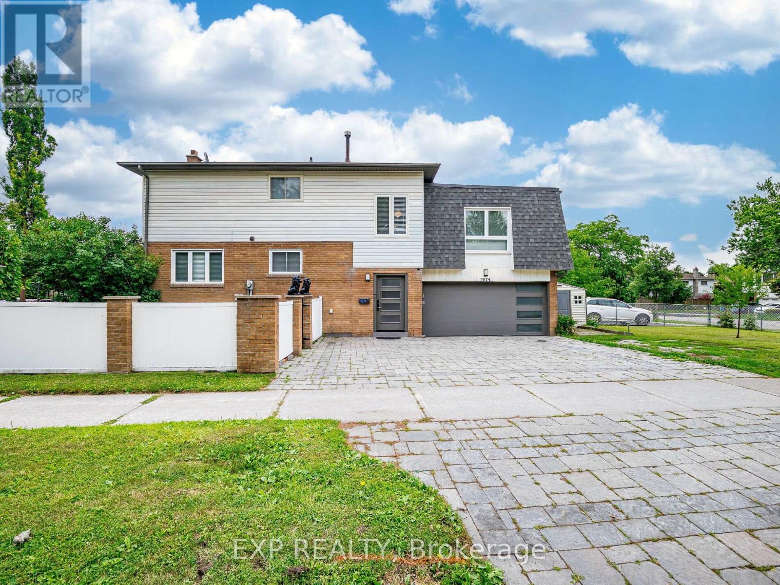 2574 Council Ring Rd, Mississauga, ON L5L 1X5
