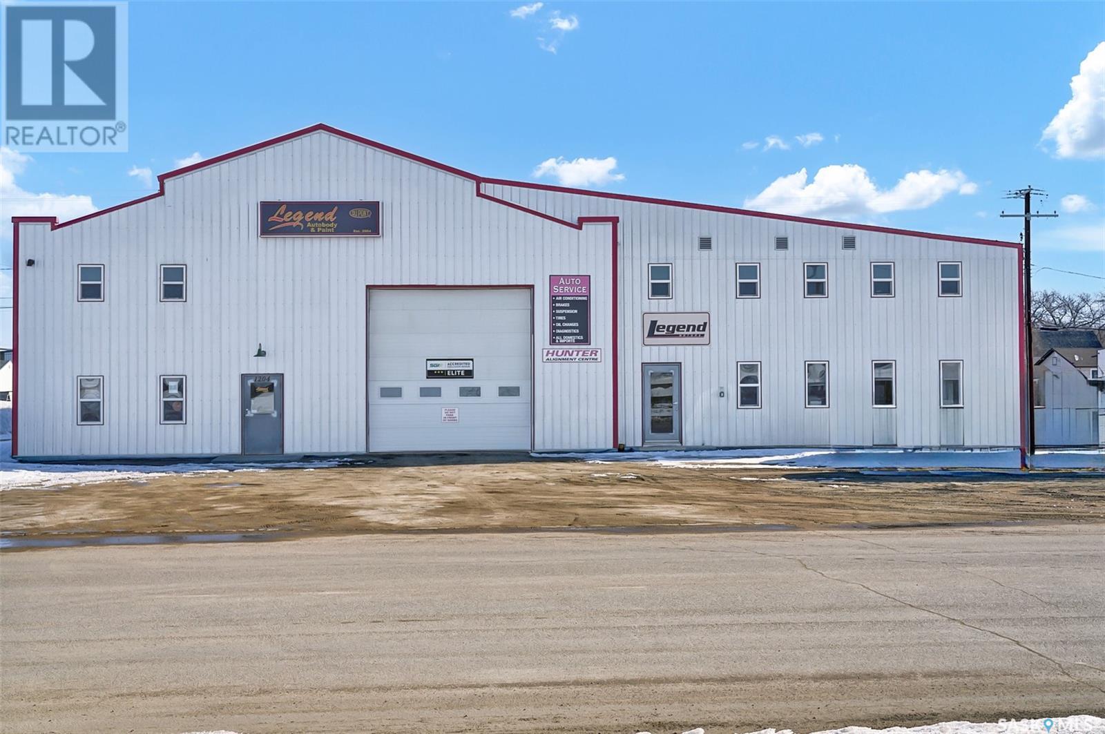 1204 Railway St, Davidson, SK S0G 1A0
