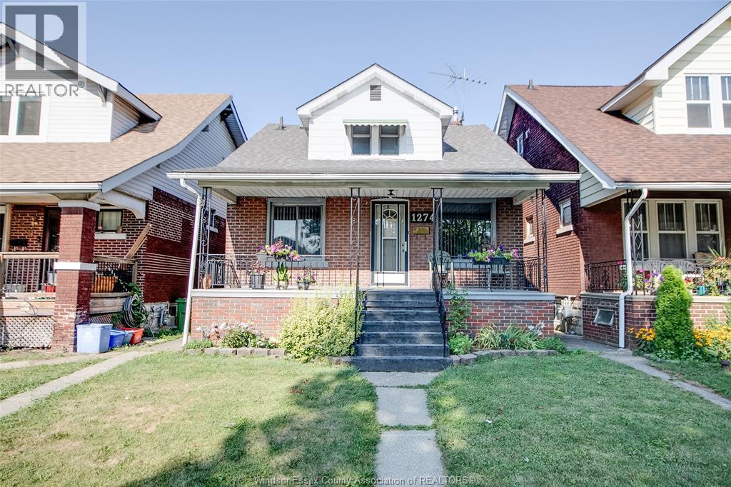 1274 Lincoln, Windsor, ON N8Y 2H8