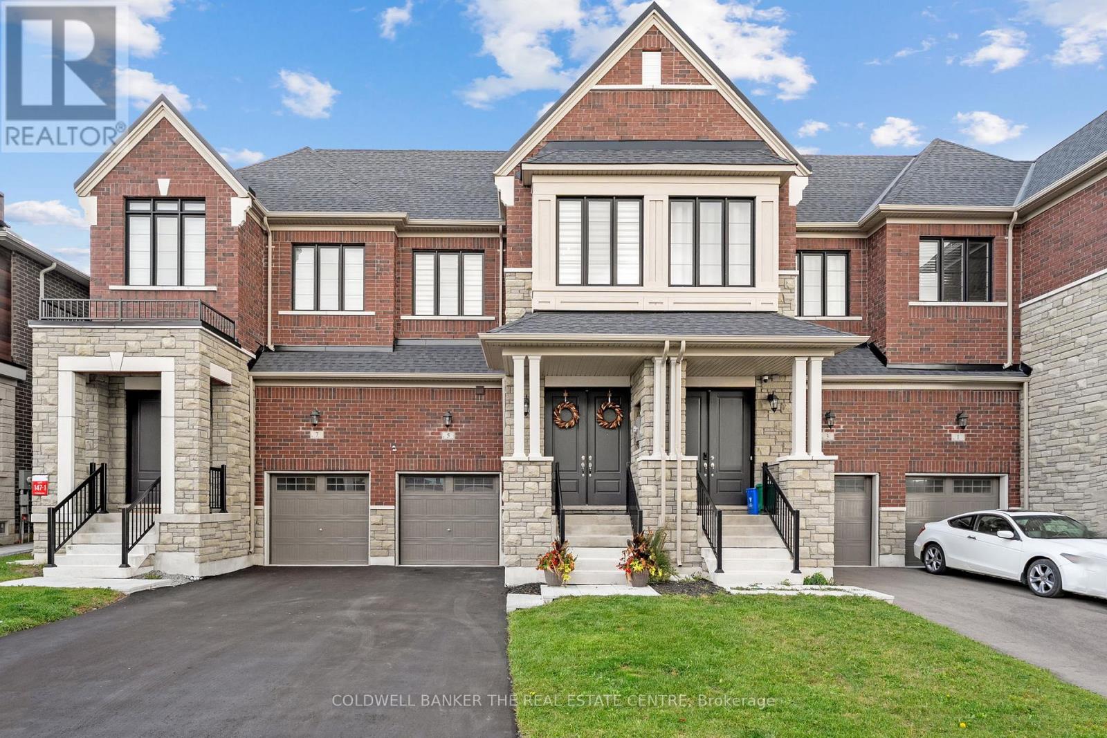 5 Wesmina Ave, Whitchurch-Stouffville, ON L4A 4V9