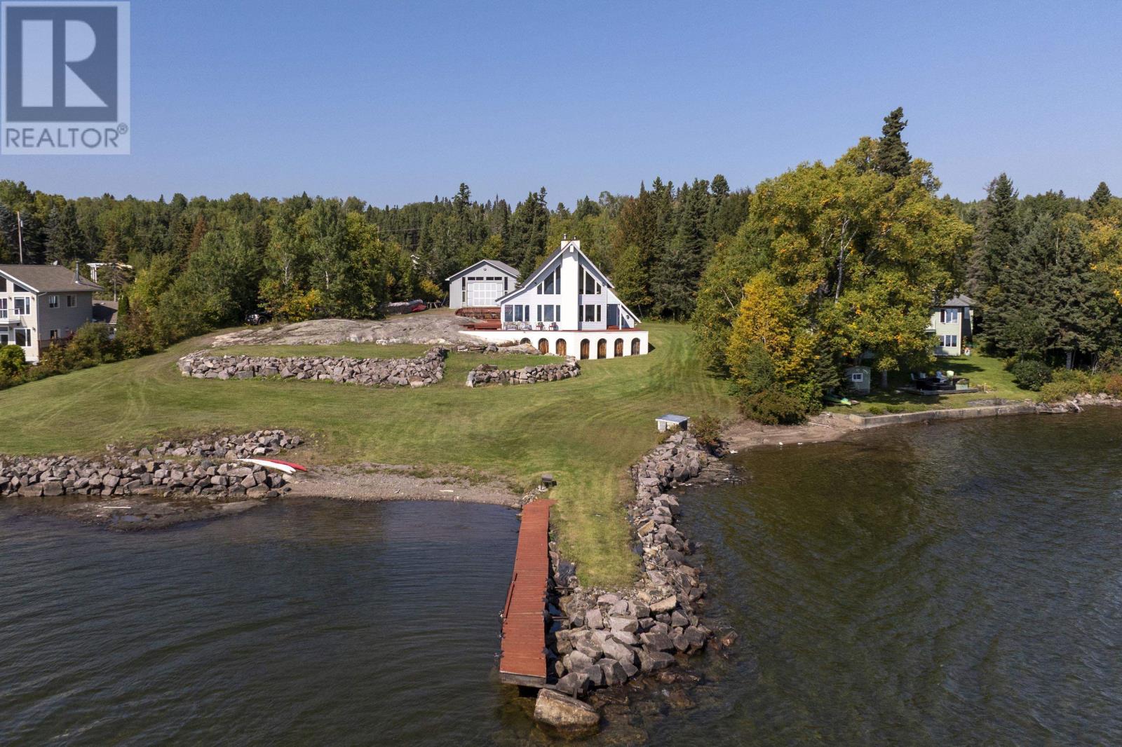 1623 Coral Bay Dr, Shuniah, ON P7A 0G4