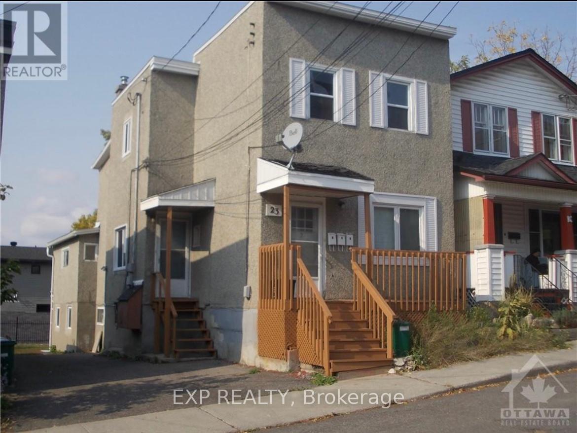 23 Lowrey St, Ottawa, ON K1Y 2S5