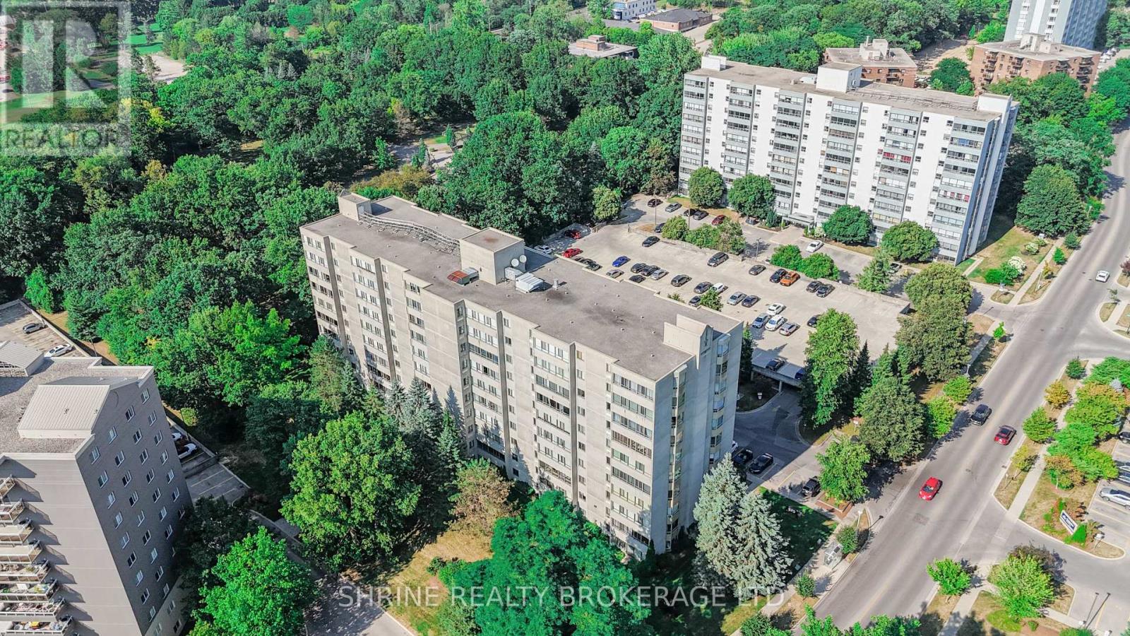 207 570 Proudfoot Ln, London, ON N6H 4Z1