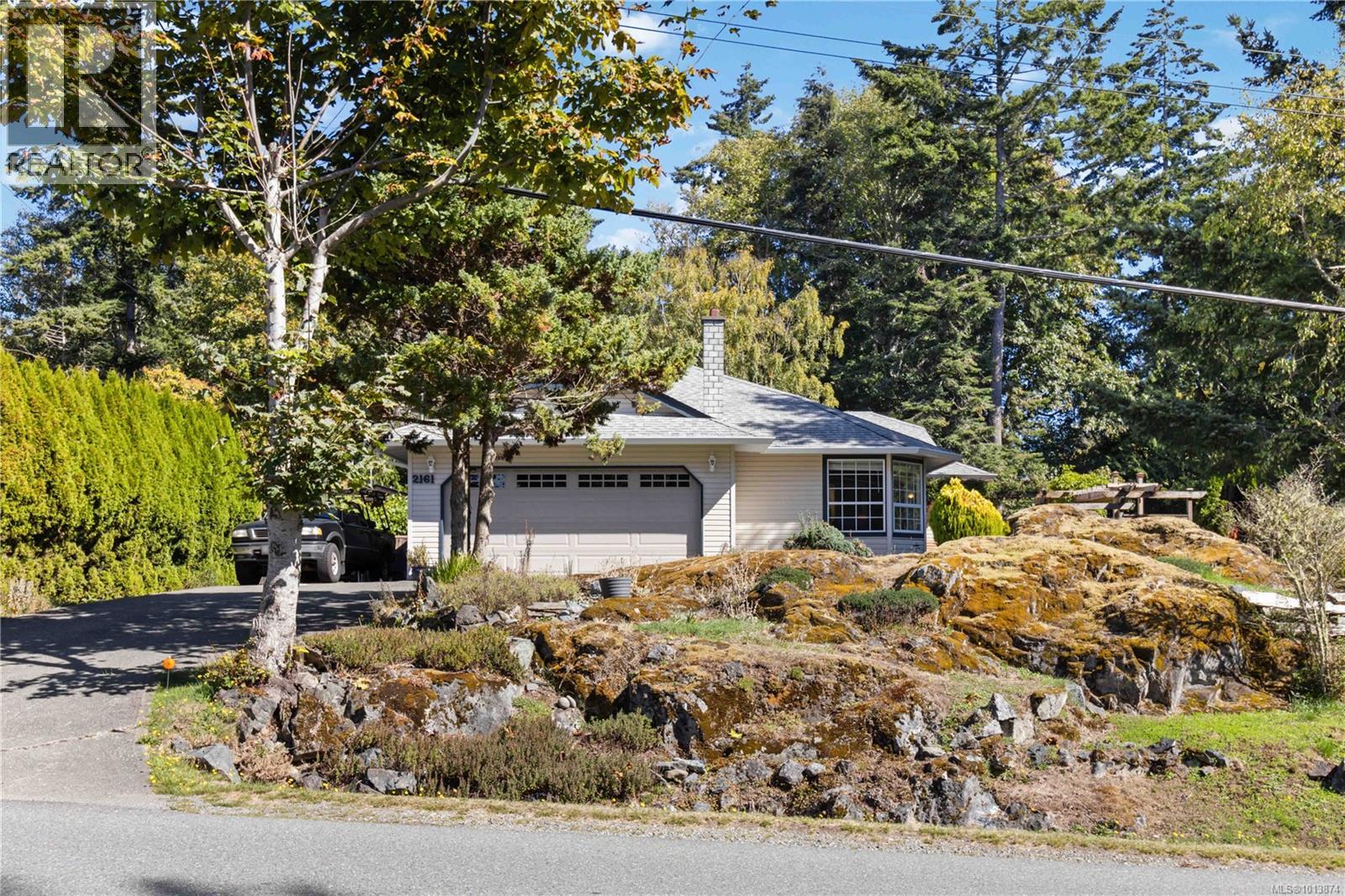 2161 Henlyn Dr, Sooke, BC V0S 1N0