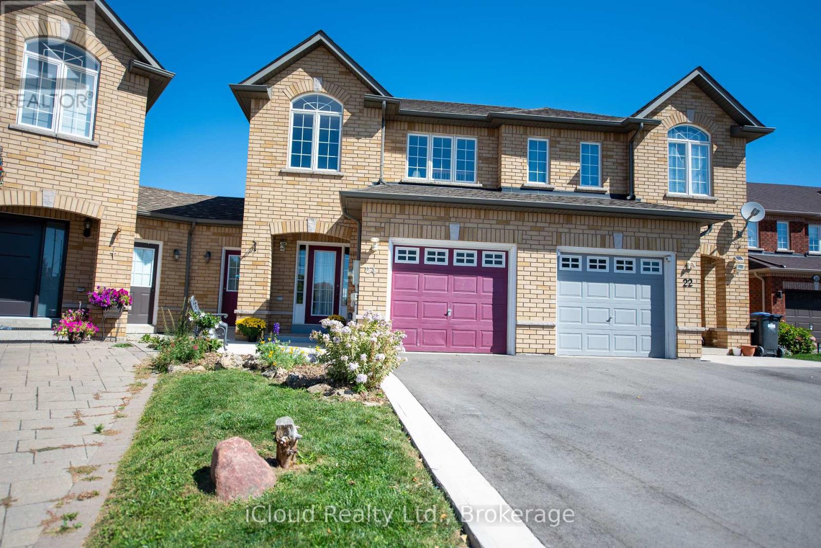 24 Aida Ct, Caledon Bolton West, ON L7E 2G8