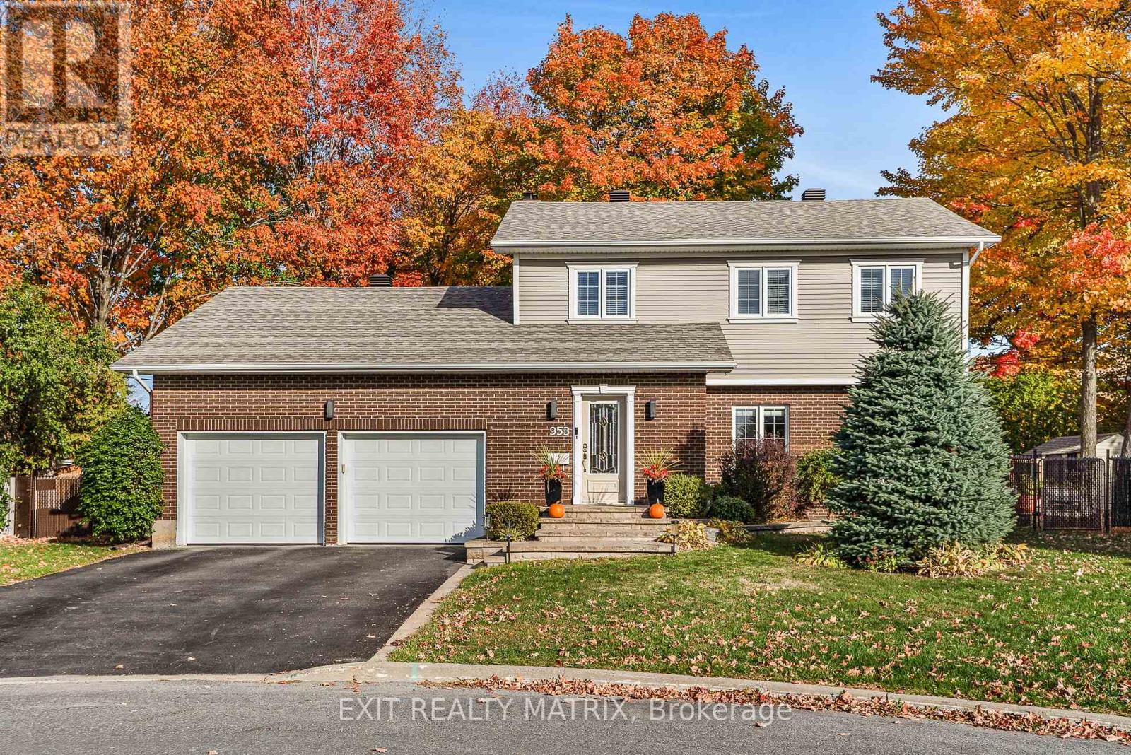 953 Jerome St, Hawkesbury, ON K6A 3B1
