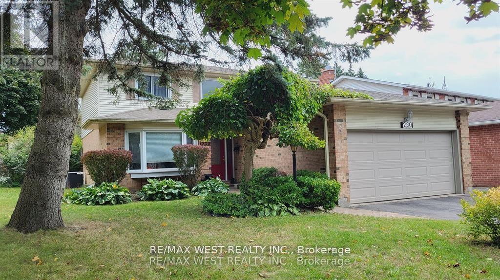 230 Browning Trl, Barrie, ON L4N 5J7