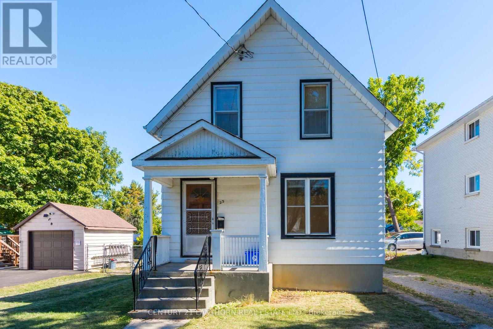 23 Howard St, Belleville, ON K8P 3T1