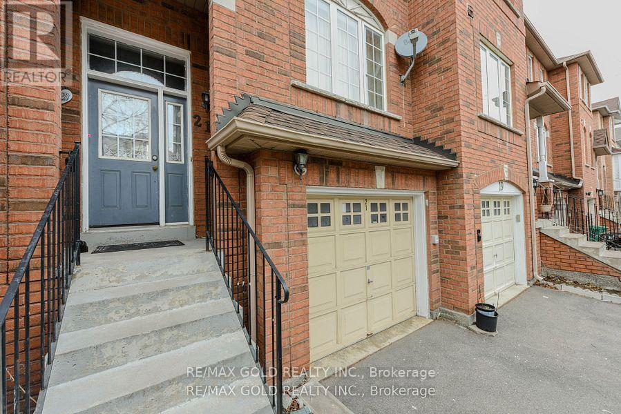 21 170 Havelock Dr, Brampton, ON L6W 4G4