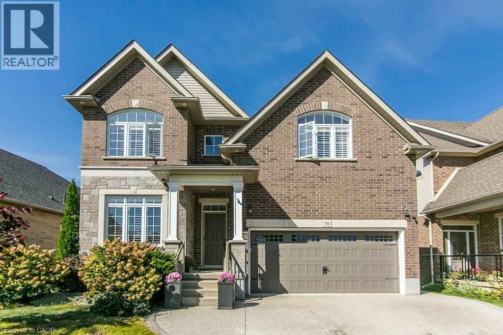 19 Tremaine Dr, Kitchener, ON N2A 4L9