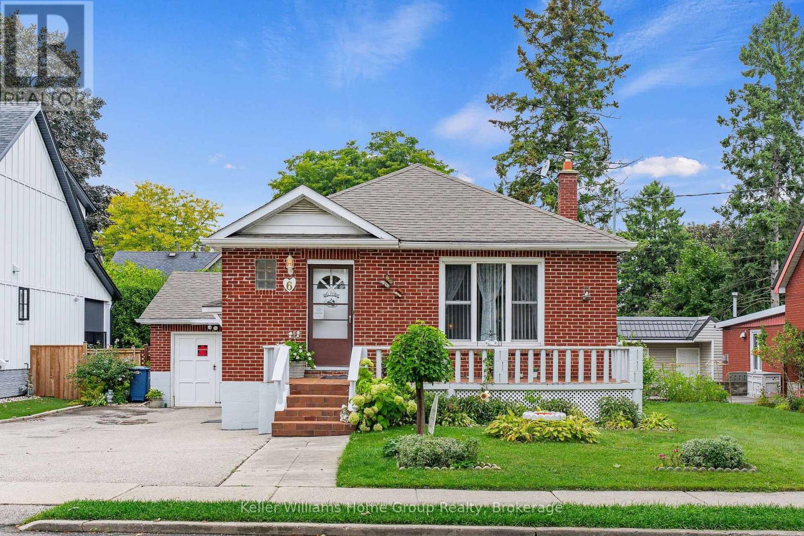 6 Hepburn Ave, Guelph, ON N1E 2T3