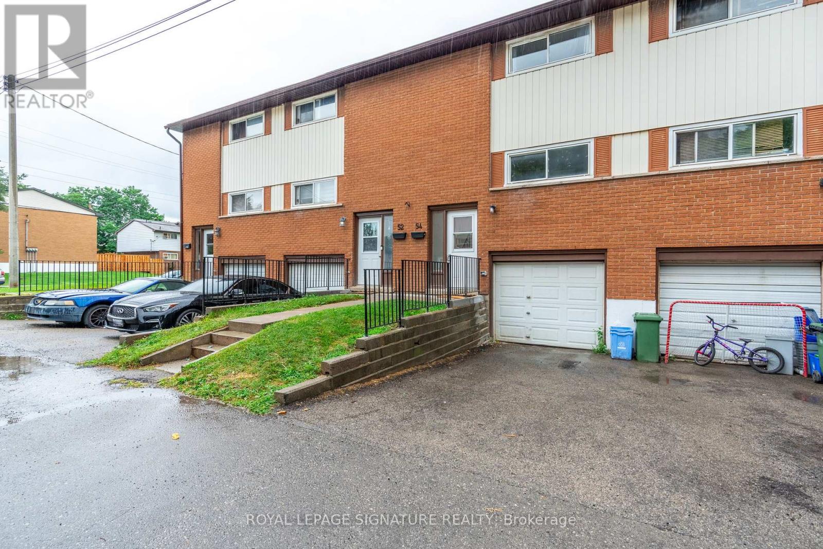 54 Woodman Dr N, Hamilton, ON L8H 2M5