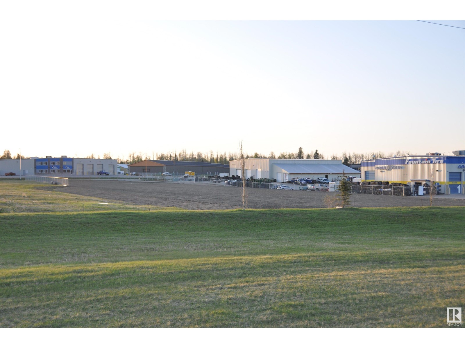 56 St Unit 5641, Drayton Valley, AB T7A 0B2