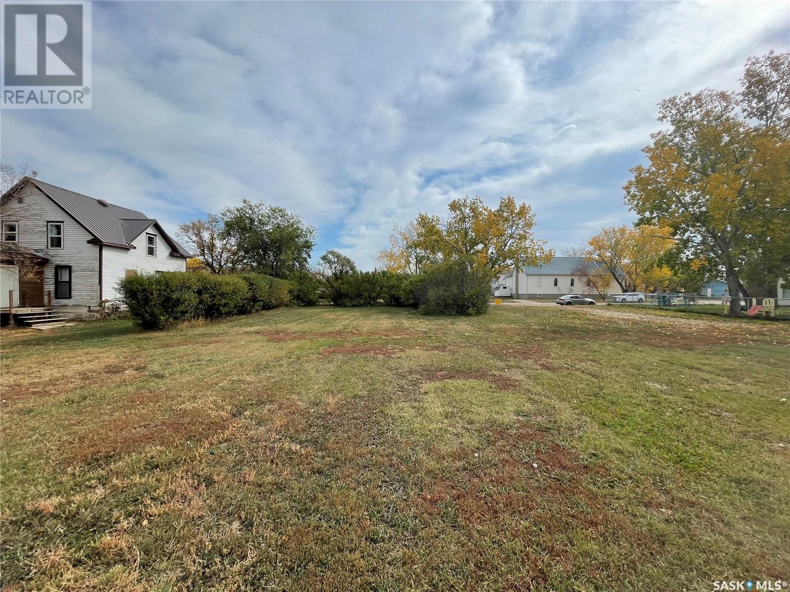 335 Main St, Central Butte, SK S0H 0T0