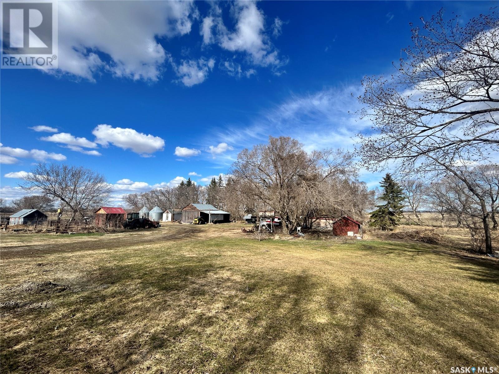 Hazel Cliff Ranch, Spy Hill Rm No. 152, SK S0A 2A0