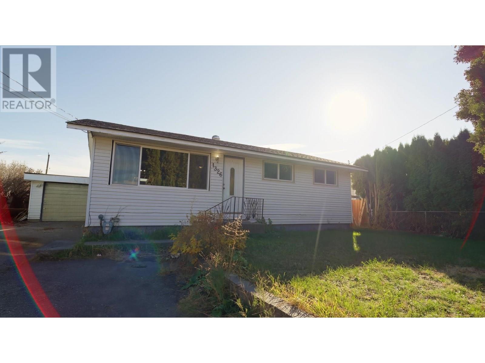1326 Parcel St, Merritt, BC V1K 1B8