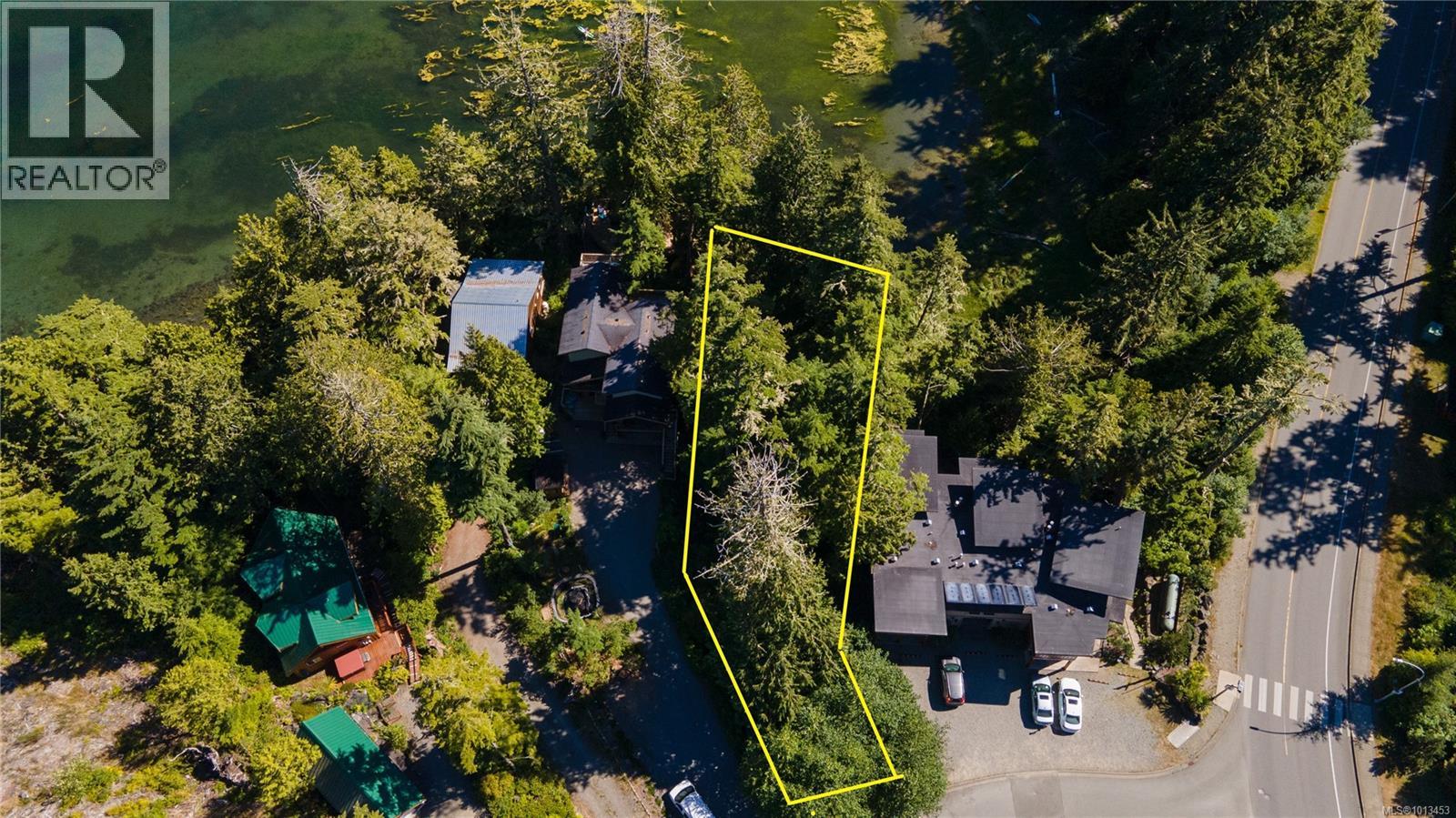 215 Boardwalk Blvd, Ucluelet, BC V0R 3A0