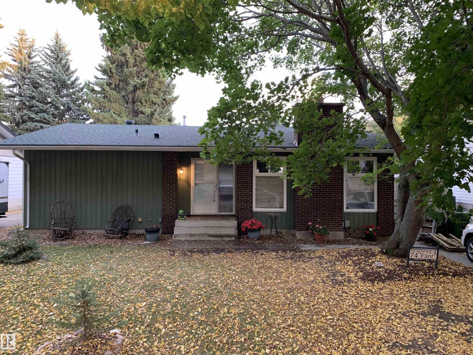 74 Flint Cr, St. Albert, AB T8N 1Y8
