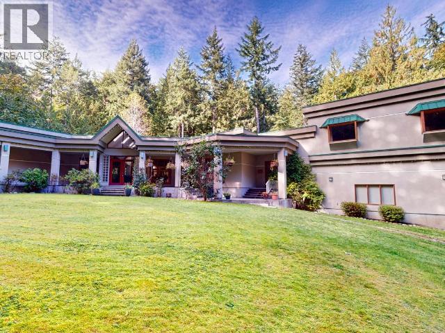 7734 Mc Aulay Rd, Powell River, BC V8A 0R4