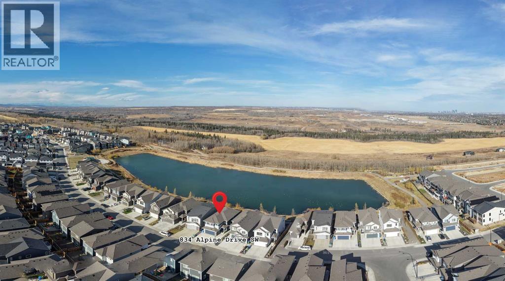 834 Alpine Dr SW, Calgary, AB T2Y 0S4