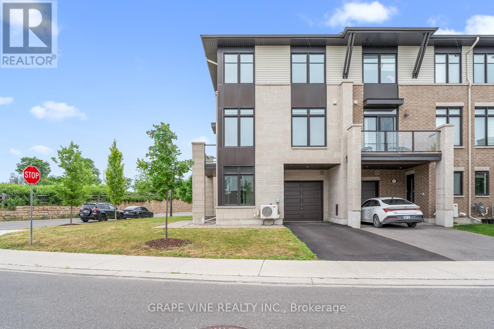 599 Cartographe St, Ottawa, ON K4A 1J9