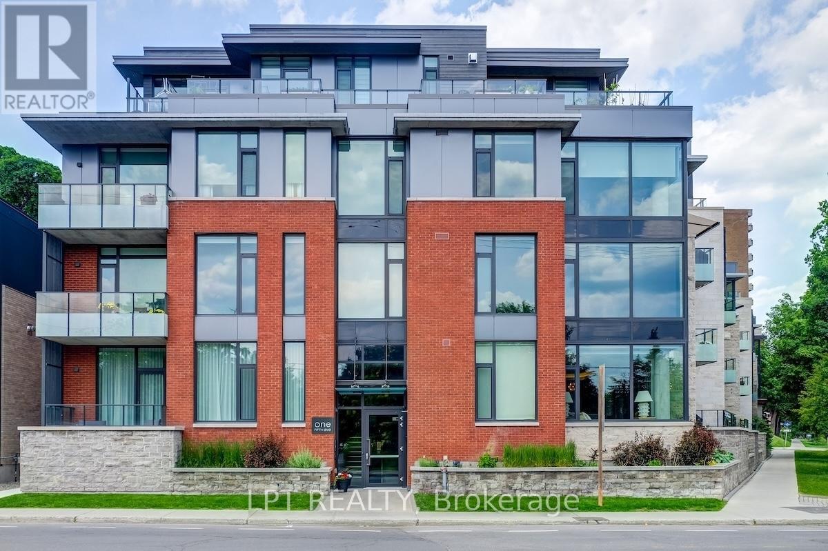 205 1 Fifth Ave, Ottawa, ON K1S 5W3