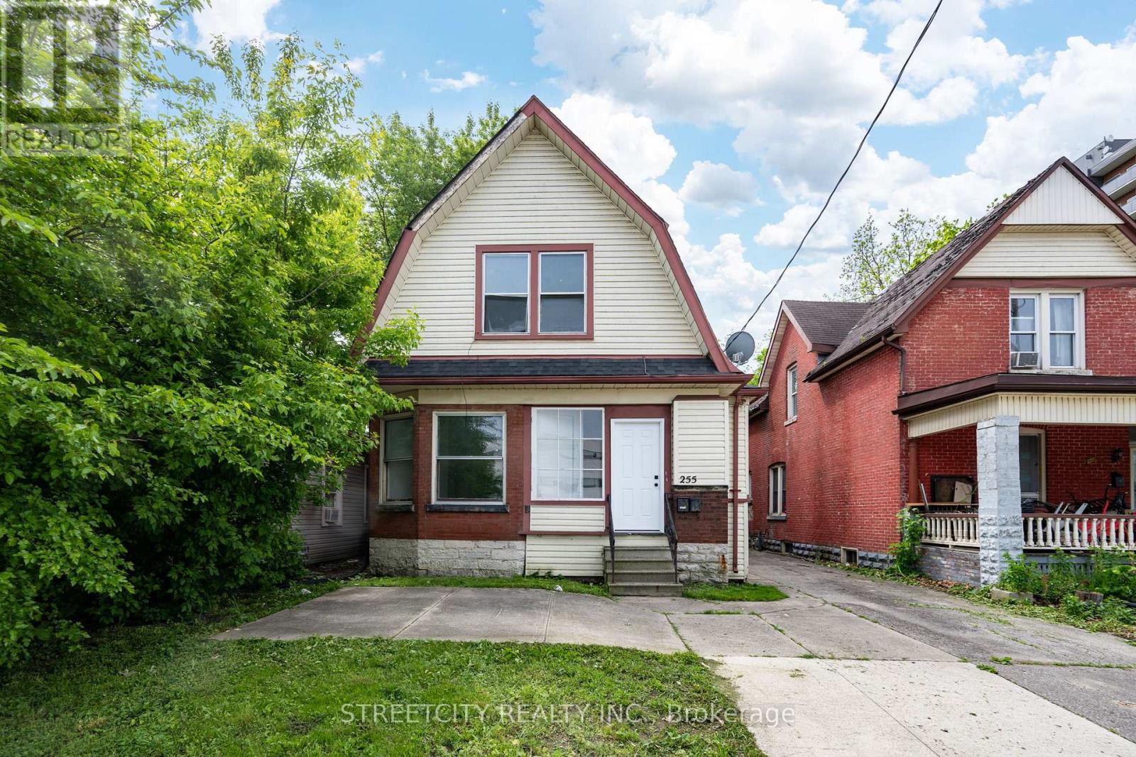 255 Simcoe St, London, ON N6B 1J3
