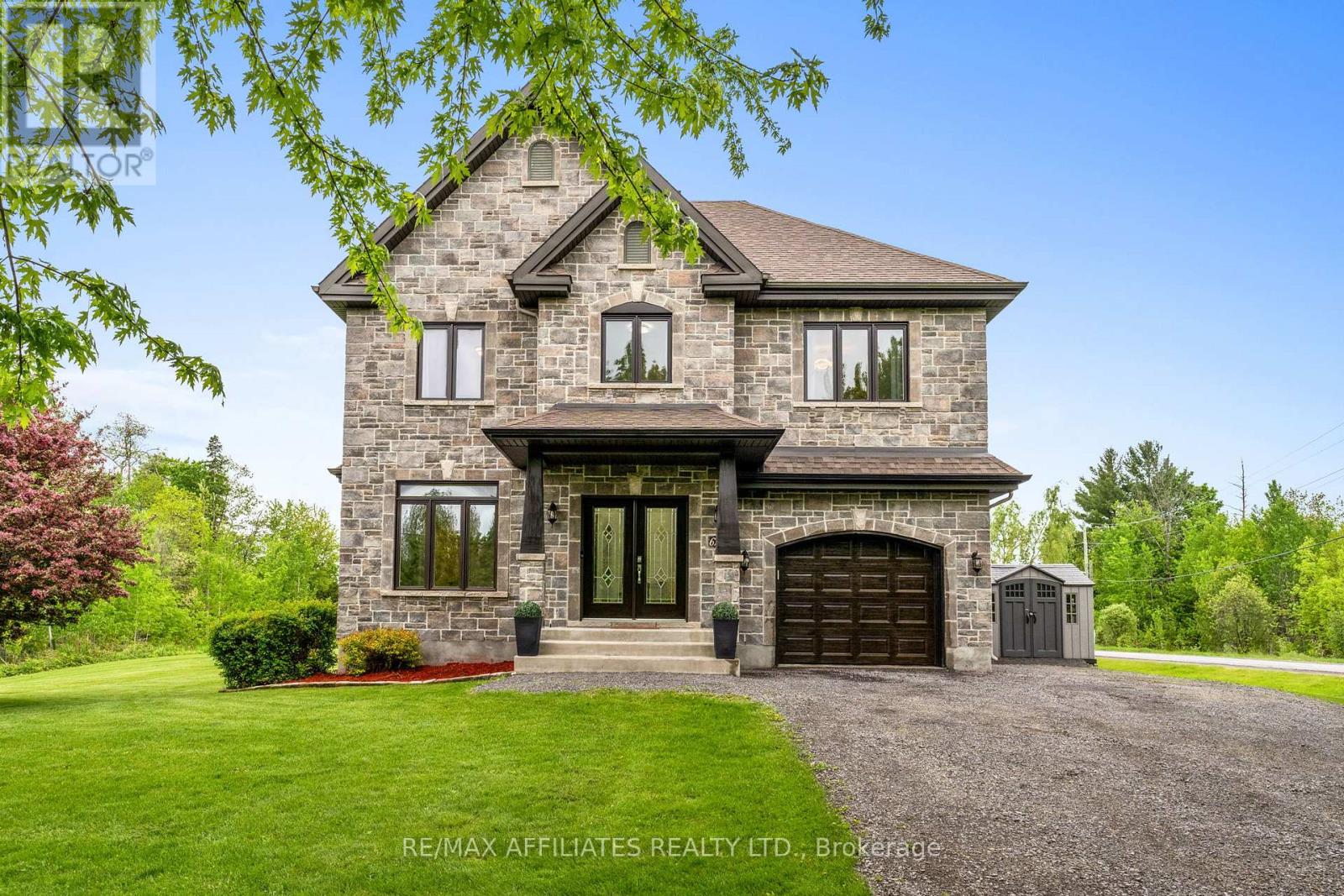 621 Du Bercail St, Champlain, ON K0B 1K0