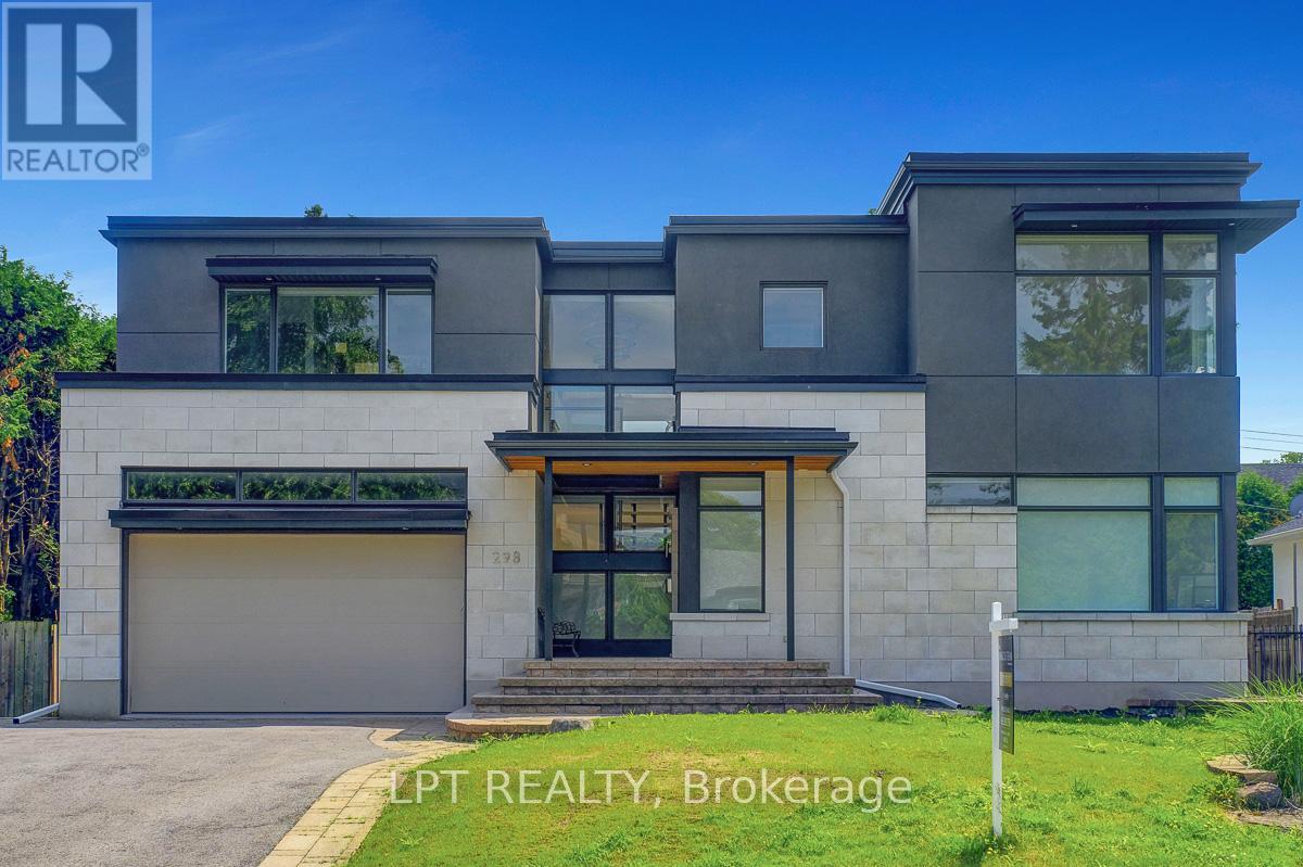 298 Crestview Rd, Ottawa, ON K1H 5G6