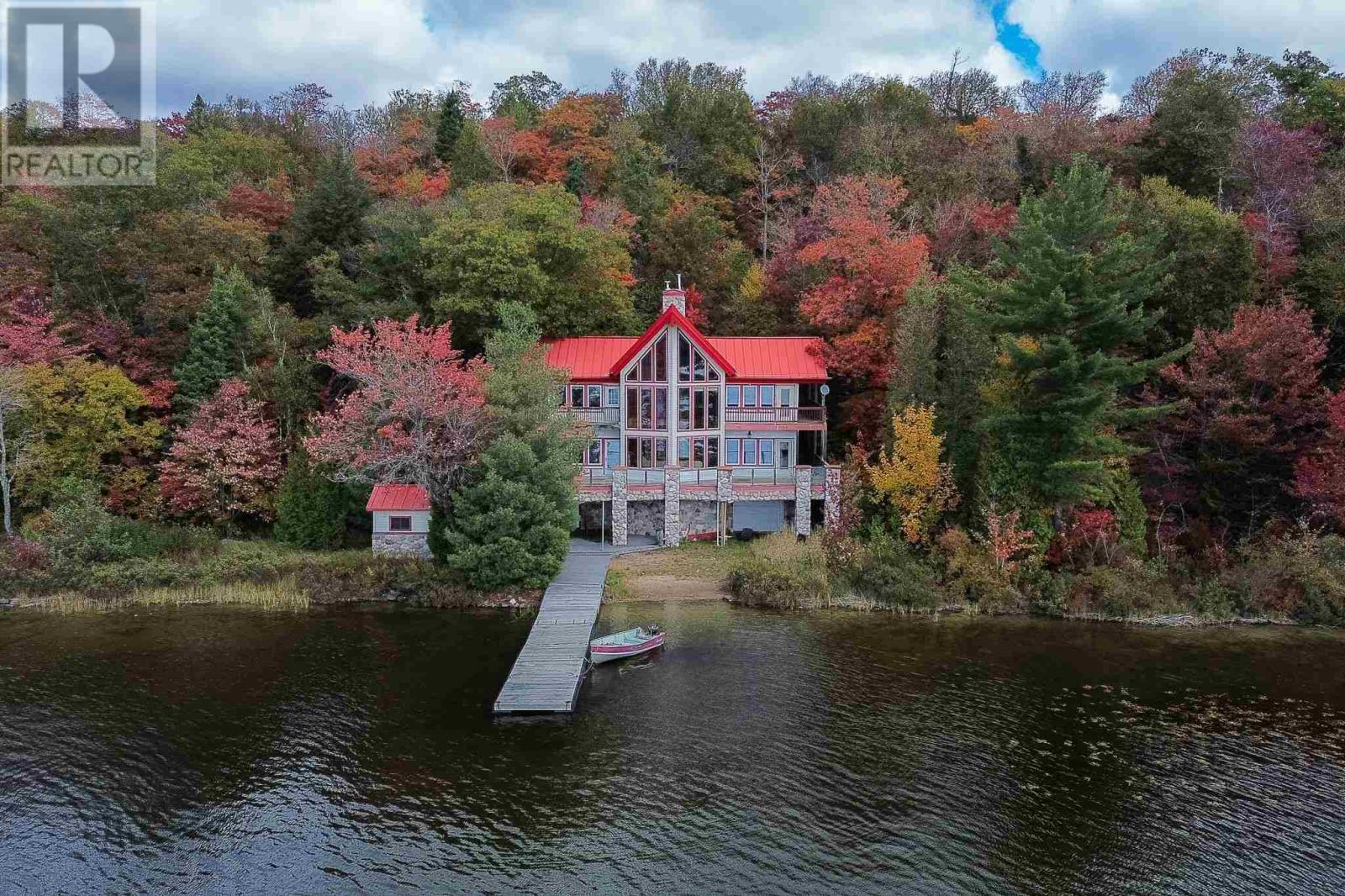 710 Trout Lk, Heyden, ON P6A 6J8