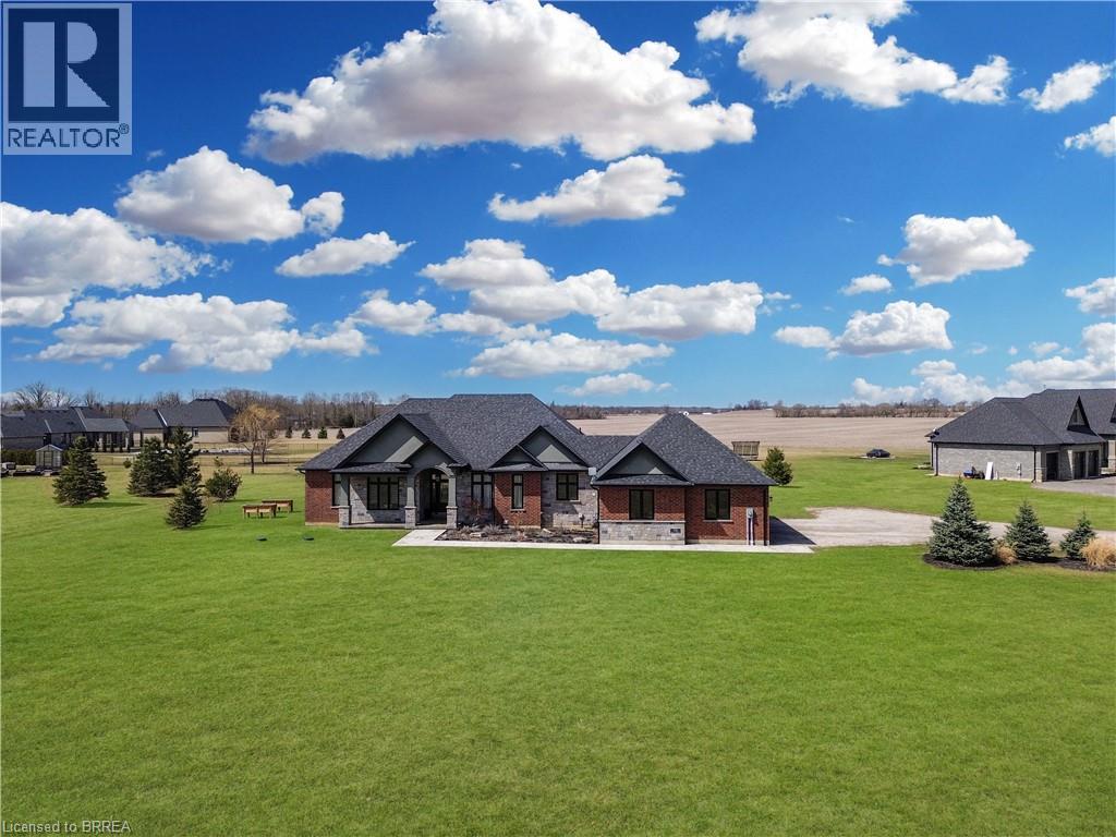 98 Mill St, Brantford, ON N3T 5L7