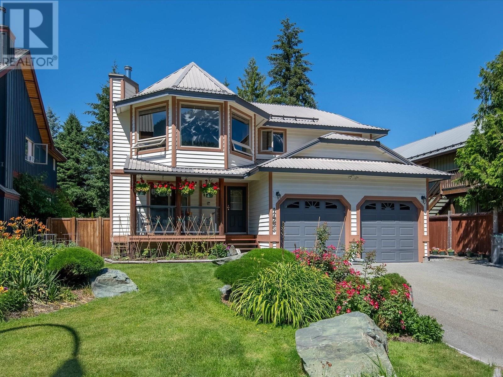 1489 Balsam St, Pemberton, BC V0N 2L0