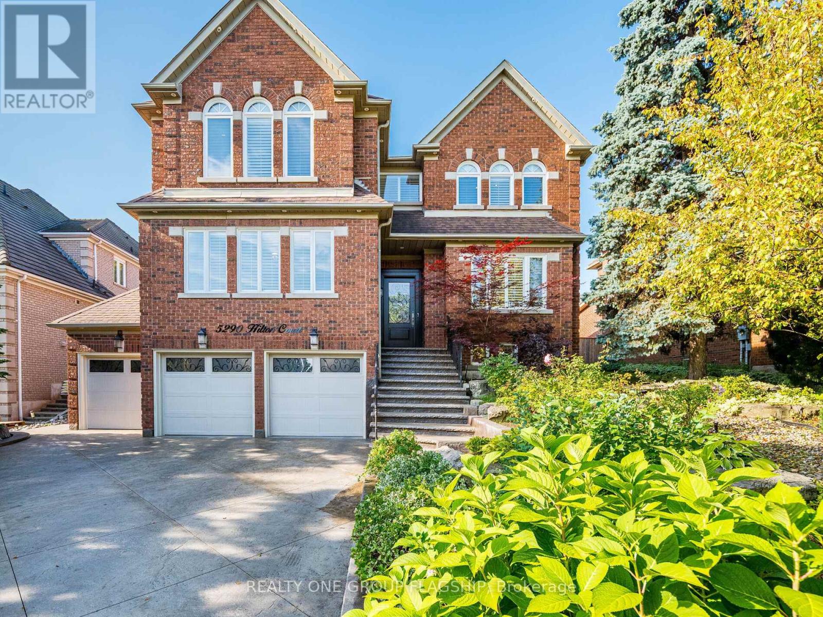 5290 Hilton Ct, Mississauga, ON L5M 5B5