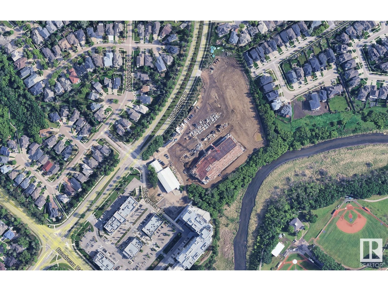 230 Bellerose Dr, St. Albert, AB T8N 7P7