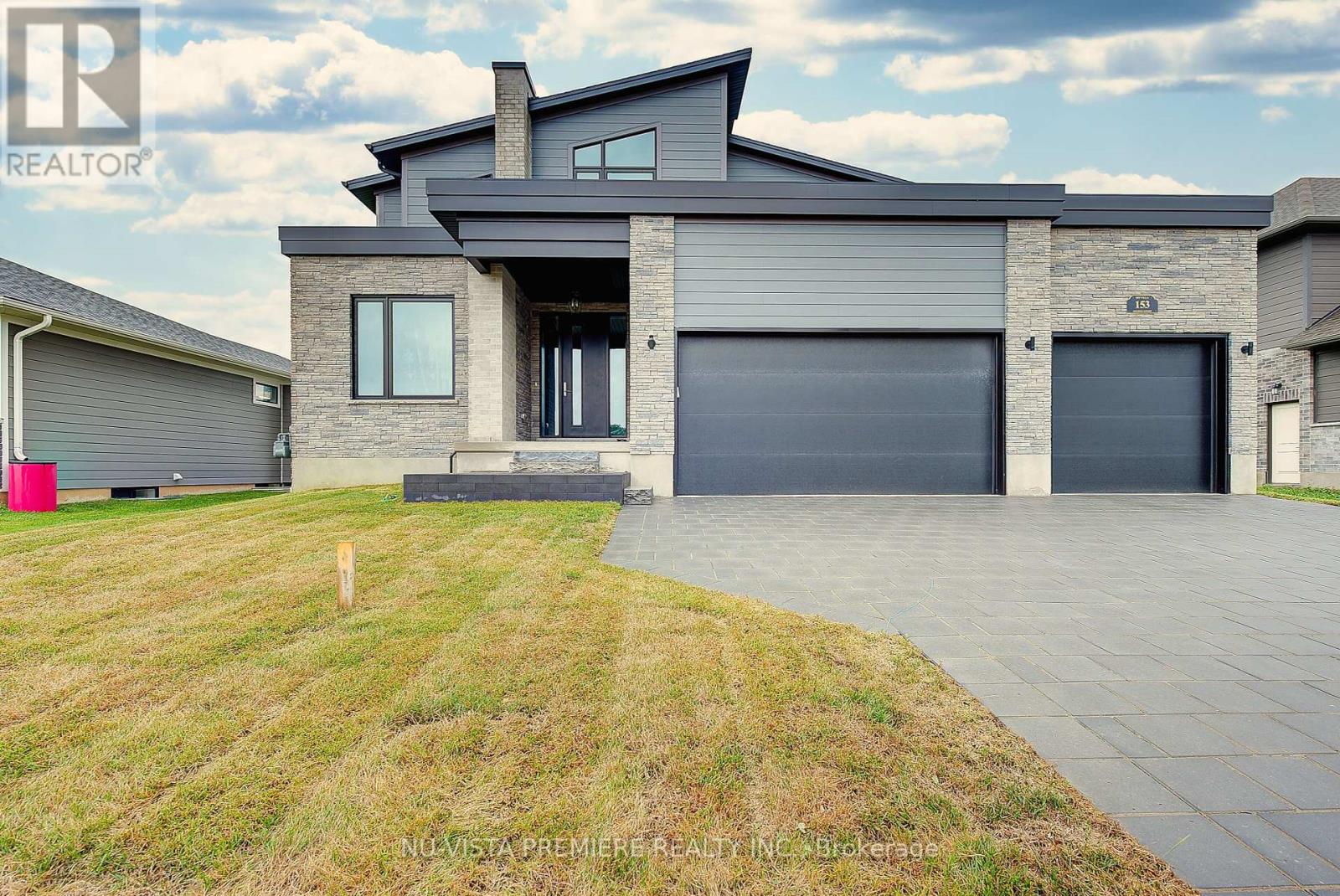 153 Mcleod St, North Middlesex, ON N0M 2K0