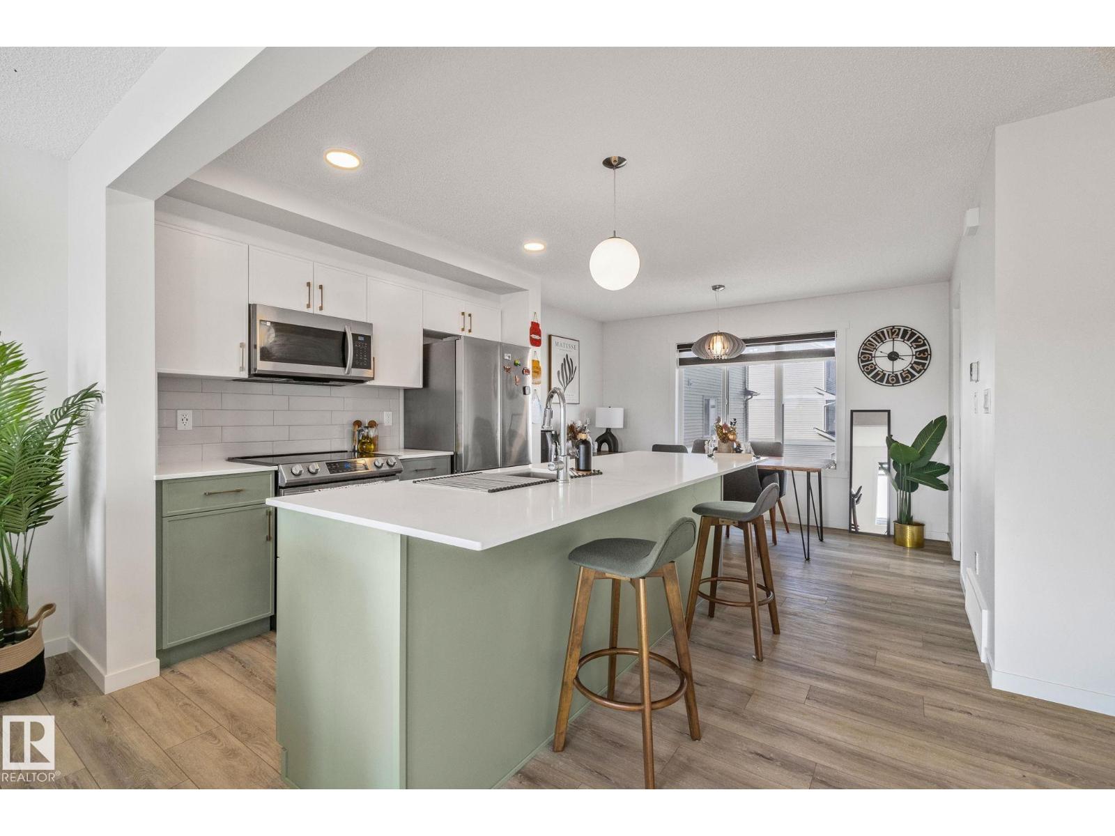 1530 Tamarack Boulevard Northwest #a, Edmonton, AB T6T 2E6