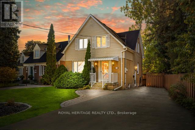 41 Bethnal Ave, Toronto, ON M8Y 1Y8