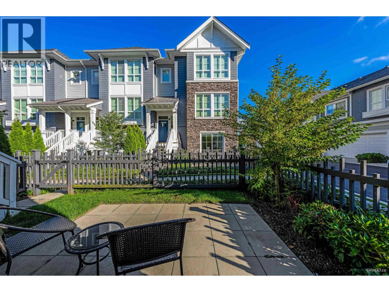 5311 Admiral Way Unit 16, Delta, BC V4K 0E2