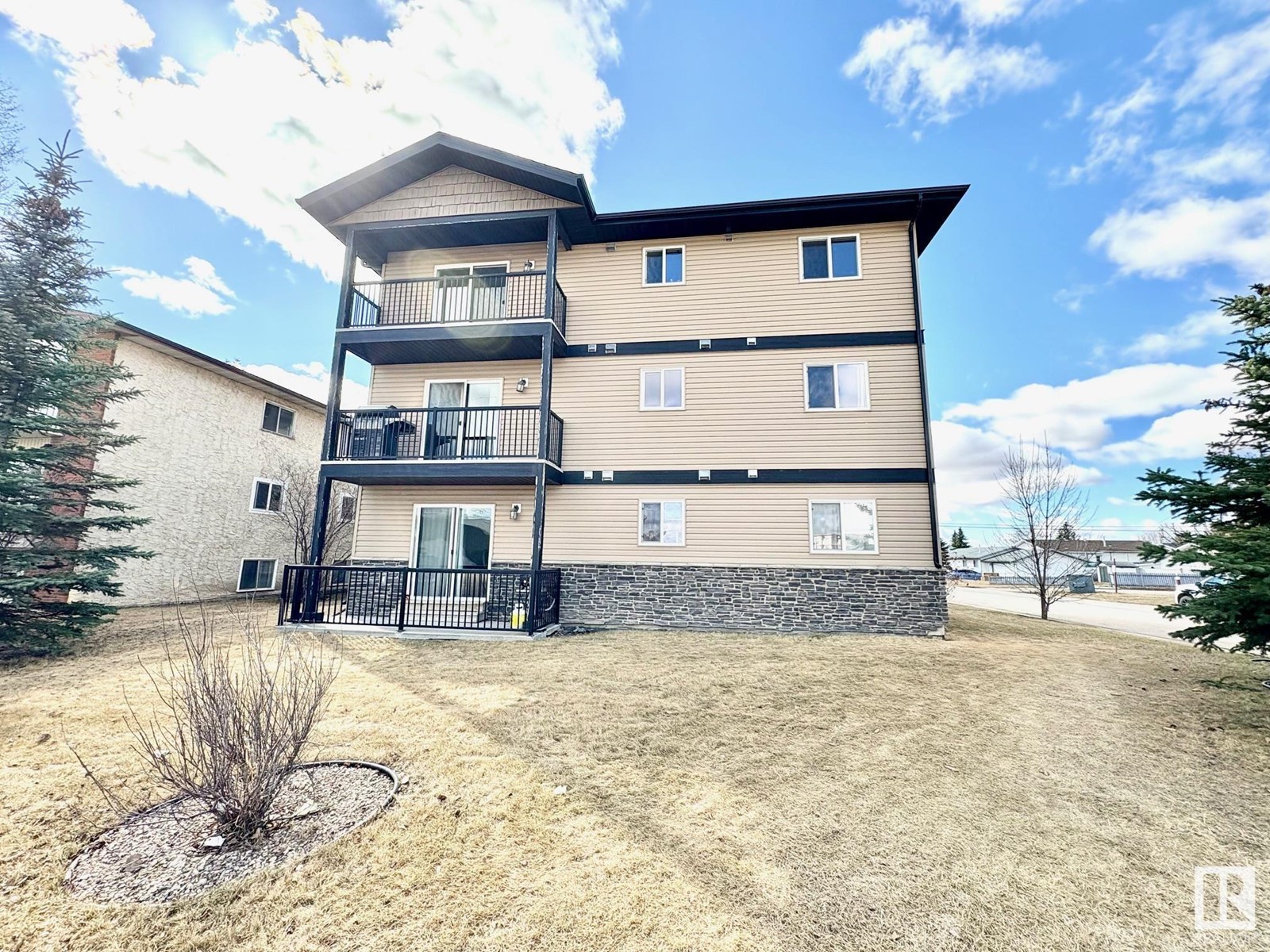 4318 50 Ave Unit 201, Bonnyville, AB T9N 0B5