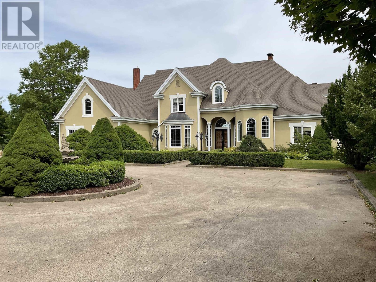 82 Tower Rd, Mulgrave, NS B0E 2G0
