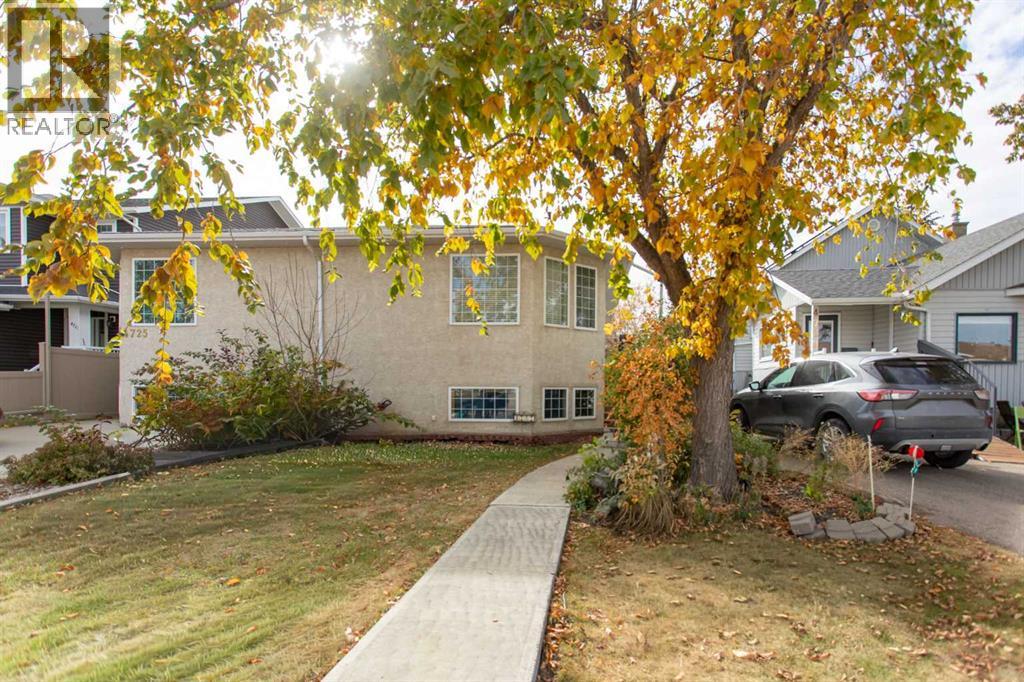 49 Avenue Unit 4727 #a, Lacombe, AB T4L 1N4