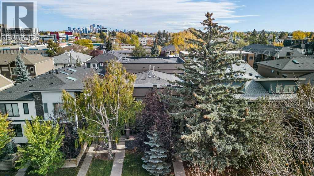 1926 36 Street Sw Unit 2, Calgary, AB T3E 2Y9