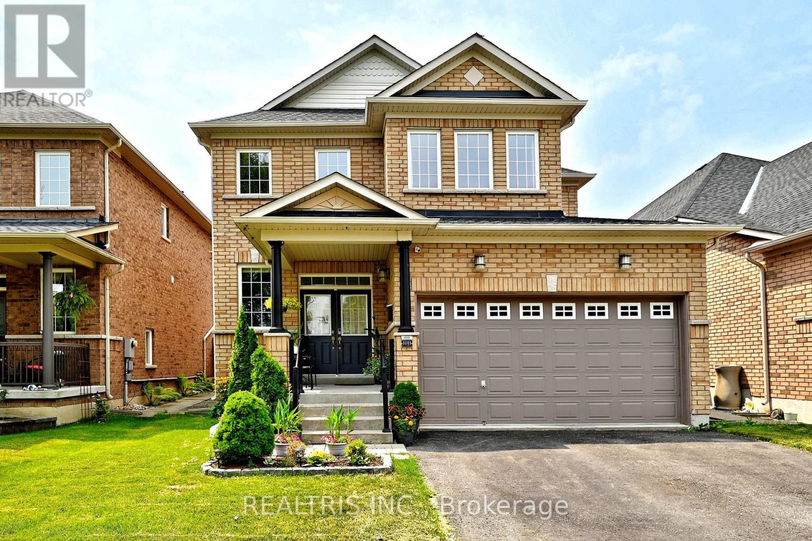 10 Hunt St #b, Clarington, ON L1C 0A4